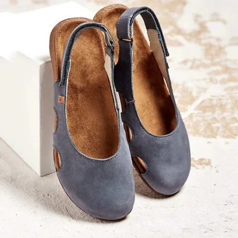 Clara | Women's Closed Toe Classic Flat Sandals