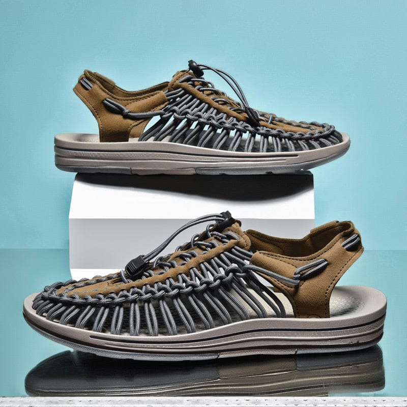 Jason | Men's Toggle Lock Round Toe Sandals