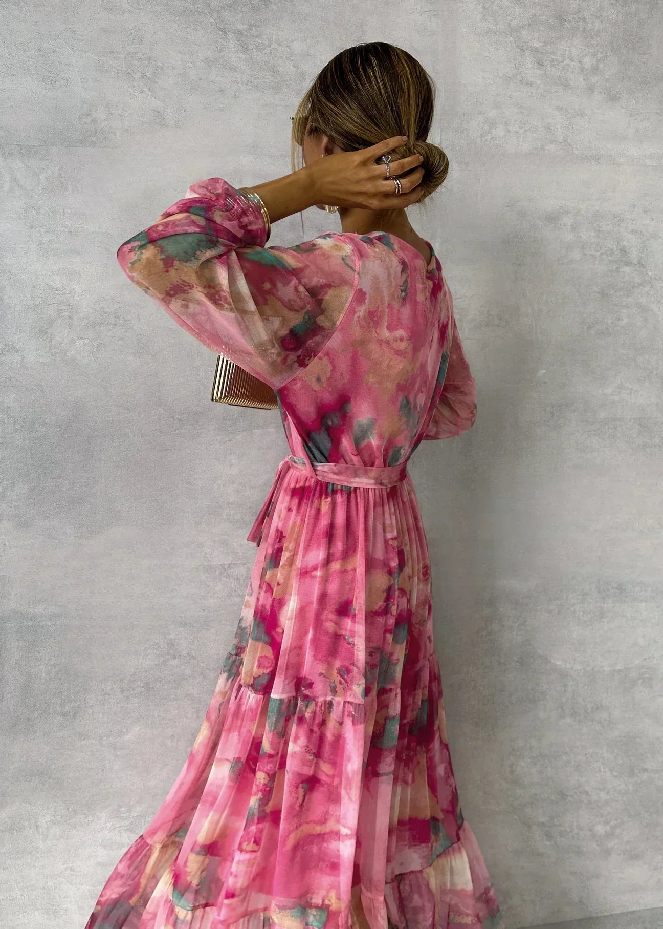 Isla | Women's Floral V-Neck Long Sleeve Maxi Dress