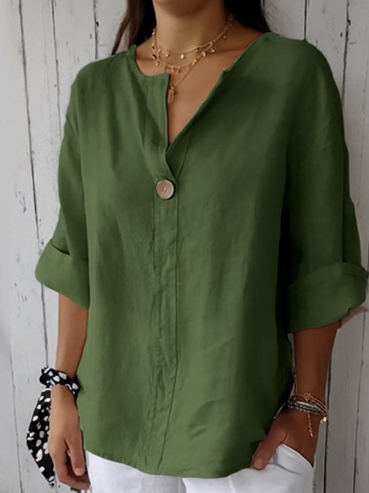 Hannah | Women's V-Neck 3/4 Sleeve Shirt