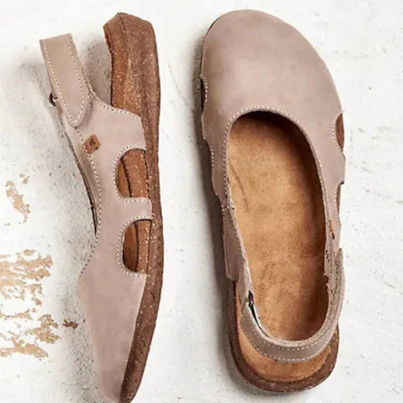 Clara | Women's Closed Toe Classic Flat Sandals