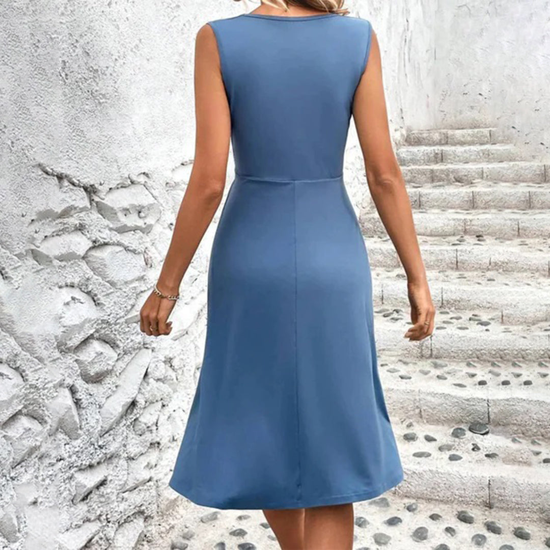 Luna | Women's Ruched Sleeveless Midi Dress